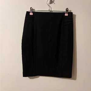 Express Elegant Black Pencil Skirt Size 4 - Picture 1 of 3