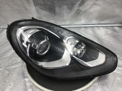 2015-2018  PORSCHE CAYENNE R HEADLIGHT XENON HID PSGR RT RH OEM  - Image 1 of 4