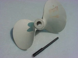 MICHIGAN TB 75  2 BLADE PROP PIN DRIVE 3/4 " SHAFT  - Bild 1 von 3