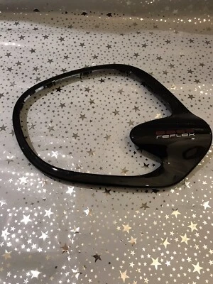 RENAULT CLIO MK4 FRONT DOOR LEFT SIDE SPEAKER COVER TRIM BASE REFLEX 1135275X - Image 1 of 4