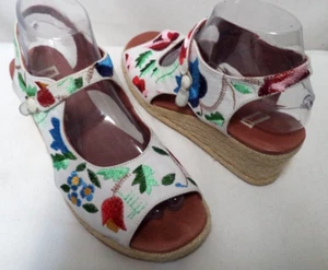 Camper Embroidered canvas leather wedge espadrille sandals heels Size Sz 38 8 - Picture 1 of 12