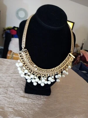 Talbot's Gold And PeaI 21 IN .LONG NECKLACE - Image 1 of 4