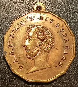 Médaillette commémorative Duc d'Orléans chapelle du château de Dreux ! 1843 - Imagen 1 de 2
