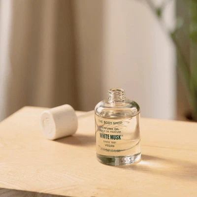 The Body Shop White Musk Perfume Oil 20ml / 0.67oz - Image 1 of 4