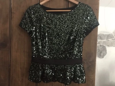 Beautiful Green Sequin Top By Coast. Size 10 - Image 1 of 3