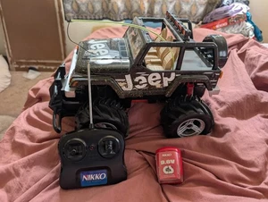 Vintage NIKKO Jeep Wrangler RC 140014C with remote battery charger TESTED - Picture 1 of 10