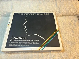 Vintage Evaness The Perfect Balance Cosmetic Treatment Retro Face Massager NOS - Picture 1 of 4