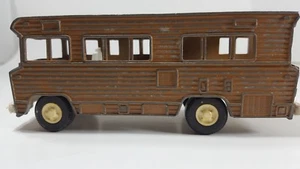 Vintage Tootsie Toy Recreational Vehicle Camper - Picture 1 of 7