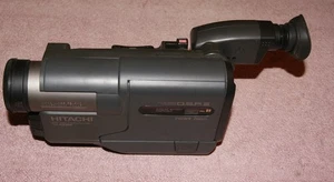 Hitachi VM-E230E (Sehr guter Zustand) - Bild 1 von 5