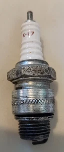 CHAMPION k17 SPARK PLUG  - Vintage untested sparking plug k-17 - Picture 1 of 4