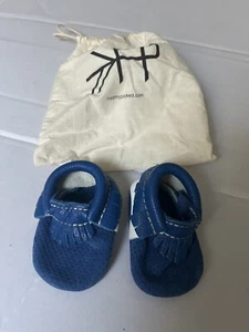 Freshly Picked Moccasins size 1 Blue & White + FP Dust Bag - Picture 1 of 6