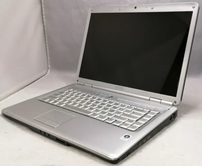 FOR PARTS 15.4" Dell Inspiron 1525 (Pentium T2390/1.86 GHz/2 GB RAM) - Image 1 of 4