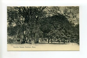 Postal antigua Dedham MA Mass, Franklin Square, casas medio escondidas - Imagen 1 de 2