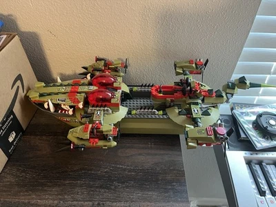 LEGO Legends of CHIMA: Cragger's Command Ship (70006) - Image 1 of 4