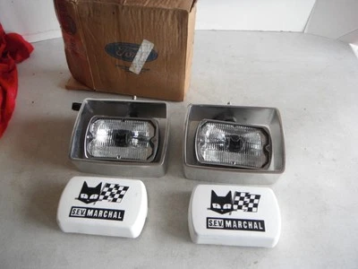 FORD NOS 1980 1981 1982 1984 FOG LIGHTS WITH MOUNT HOUSINGS F-150 - Image 1 of 4