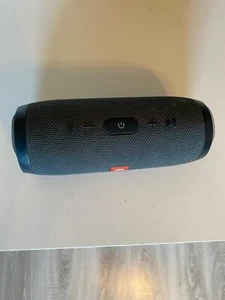 JBL Charge 3 Tragbares Lautsprechersystem - Black (JBLCHARGE3BLKEU) - Bild 1 von 2