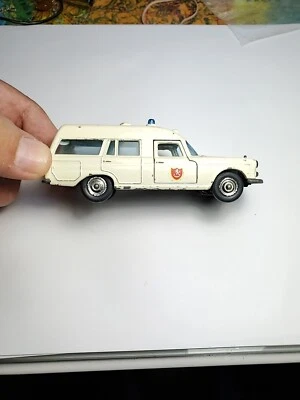 Antique Mercedes Binz Ambulance " Matchbox " King Size Toy Car Made In England - Image 1 of 4