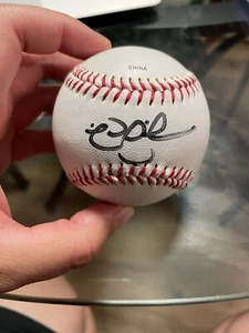 Nick Swisher Signed Auto Baseball (Yankees, Athletics) - Picture 1 of 1