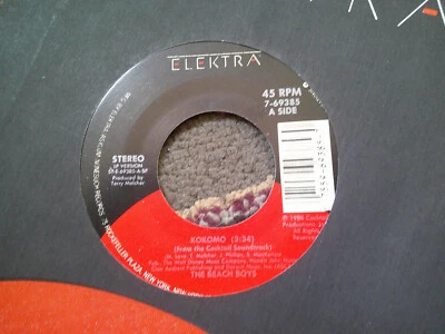 ELEKTRA 7"  45 RECORD/BEACH BOYS/LITTLE RICHARD/KOKOMOTUTTI FRUITTI /EX+ 1988 - Image 1 of 2