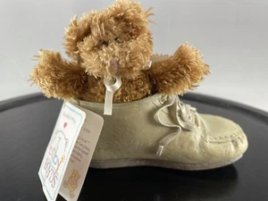 Boyds Bears Resin WALKER LITTLE STEPS Resin Plush Baby Shoe Teddy 641018RSN RFB - Picture 1 of 6