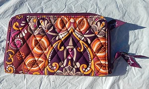 VERA BRADLEY Zip Around Wallet in Safari Sunset NWT, RETIRED AND SOLD OUT ONLINE - Bild 1 von 4