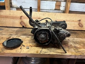 1982 Yamaha YZ250 Engine Bottom End Crank Case Stator Transmission YZ 250 - Picture 1 of 10