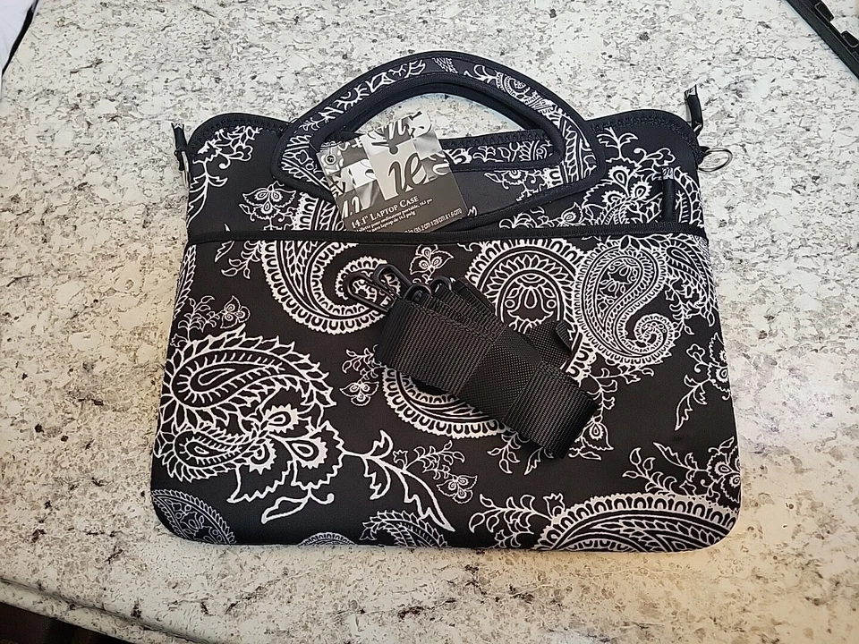 ie Funda para portátil de 14,1" con correa para el hombro en cachemira negra/blanca para mujer Foto 1 de 4