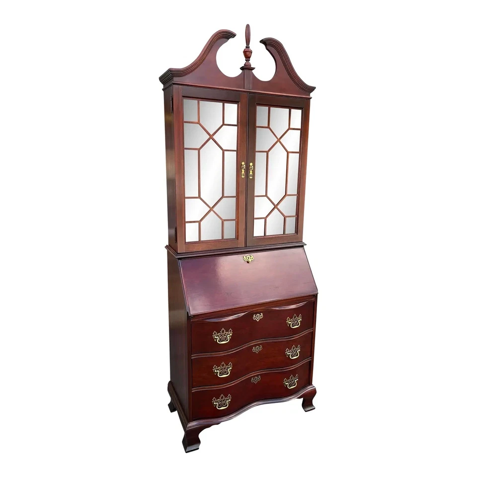 Escritorio antiguo de secretaria de cerezo colonial Jasper Cabinet Company Foto 1 de 4