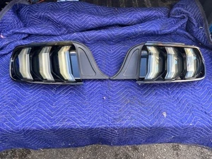 VLAND For 2015-2023 Ford Mustang Euro Clear Pair LED Sequential Tube Tail Lights - Bild 1 von 11