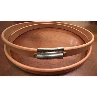 Aro bordado vintage Gibbs Mfg Co 6" redondo Foto 1 de 2