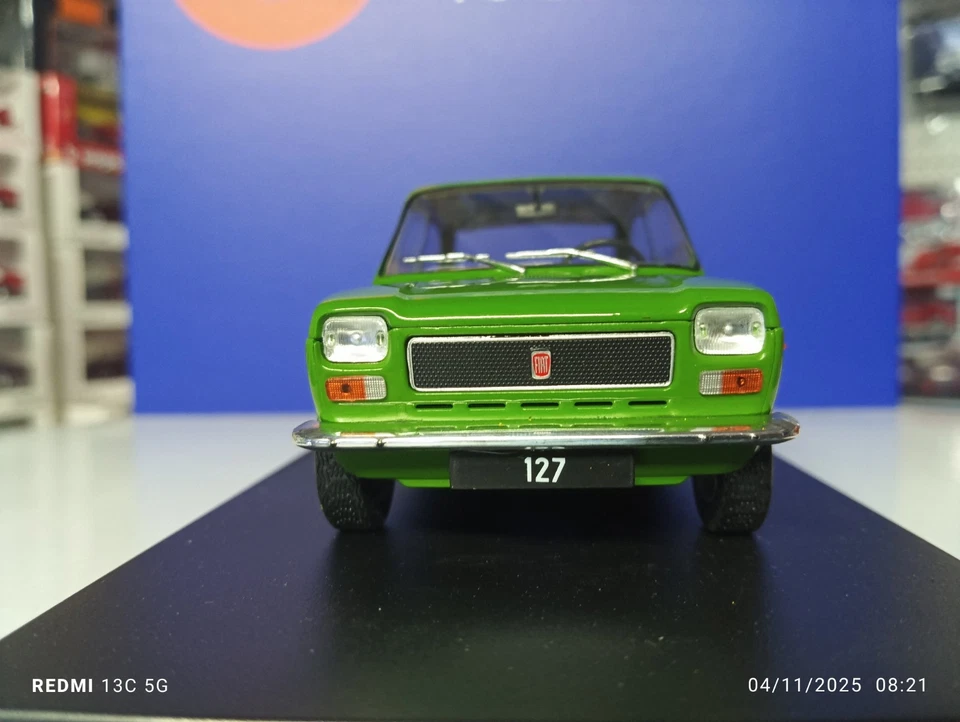 FIAT 127 1971 GREEN 1:24 Whitebox Auto Stradali Modellino Nuovo - Immagine 1 di 3