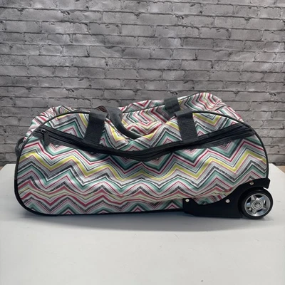 Thirty One Party Punch Rolling Weekender 旅行行李箱 TSA 正常 — 第 1/4 张图片