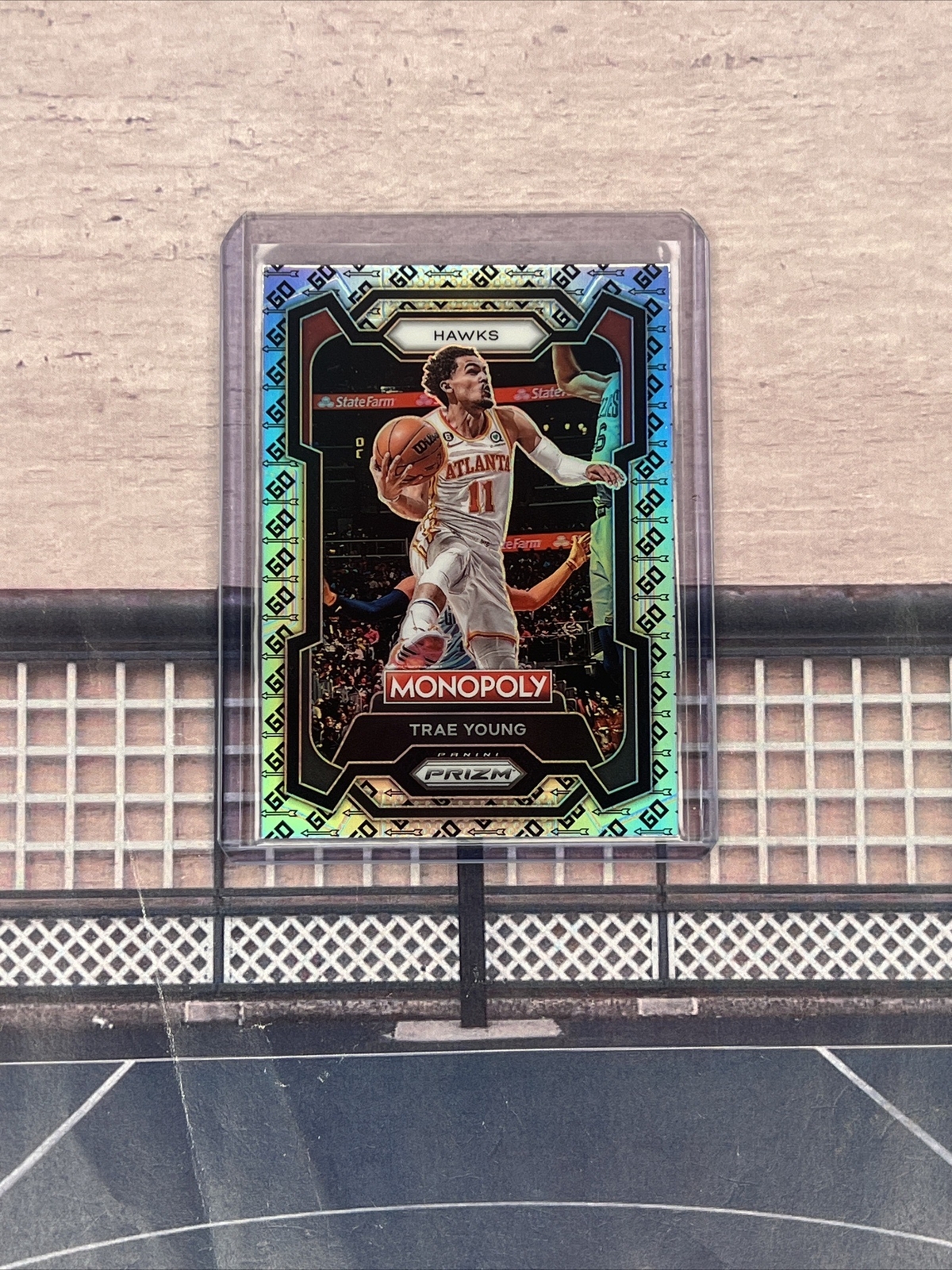 2023-24 Prizm Monopoly Trae Young GO SPACE SSP ATLANTA HAWKS #4 KD1