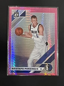 Baloncesto óptico Donruss Kristaps Porzingis 2019-20 rosa Hyper Mavericks #36 - Imagen 1 de 2