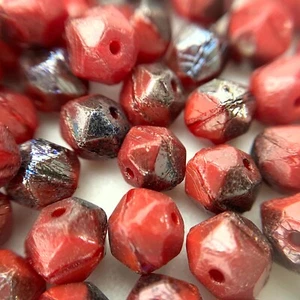 Vintage Carmine Red Hints Of Gray Rough Cut Czech Glass Beads (5x6mm) (RCG106) - Imagen 1 de 10