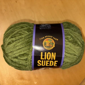 Lot 6 Skeins Lion Brand Suede Yarn #132 Olive Polyester 5 Bulky 122 Yards - Picture 1 of 6