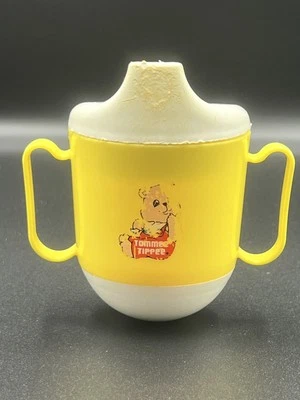 Vintage Tommee Tippee Amarelo Copo Sippy Parte Inferior Ponderado - Bocal Usado - Imagem 1 de 4