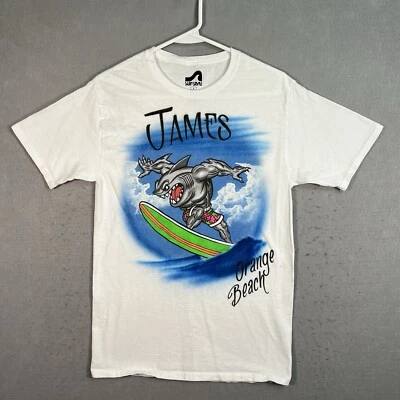 Camiseta Estilo Surf Naranja Playa Surf Tiburón Cepillo de Aire Adulto Pequeña Blanca Para Hombre Foto 1 de 4