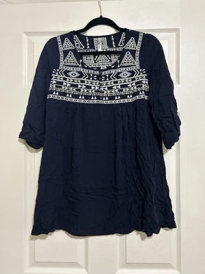 Monoreno Blouse Women’s Medium Tunic Style With Tribal Embroidery Short Sleeve - Image 1 of 4