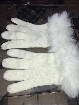 Guantes vintage de mujer de algodón blanco con piel sintética blanca. Aspecto muy elegante. Foto 1 de 2