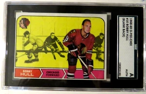 1968-69 O-PEE-CHEE BOBBY HULL #16 (BLANK BACK) GRADED SGC A CHICAGO BLACK HAWKS - Bild 1 von 2