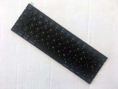 KEYBOARD W/SCREWS SET+TOOL (SPANISH) MACBOOK PRO RETINA 15" A1707 (2016-2017) - Image 1 of 4