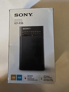 Radio AM/FM de bolsillo portátil analógica Sony ICF-P26 con altavoz incorporado nueva caja abierta - Imagen 1 de 8