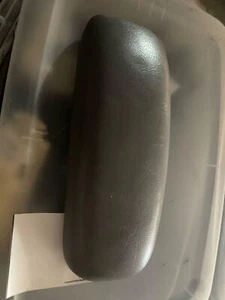 Console Lid BLAZER S10/JIMMY S15 04 - Picture 1 of 1