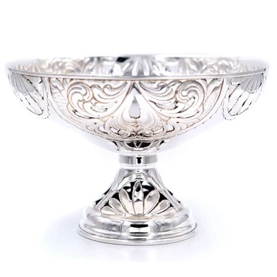 Cuenco italiano cincelado y perforado de plata maciza Foto 1 de 4