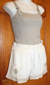 J.CREW Pull On Marfil con Pantalones Cortos Bordados Dorados Talla 0 y Camiseta EXPRESS Talla S CONJUNTO - Imagen 1 de 12