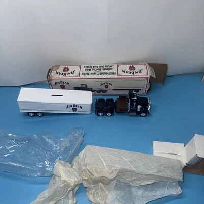 1948 Peterbilt Tractor ERTL Jim Beam Locking Coin Bank Replica Die-Cast Metal - Image 1 of 4