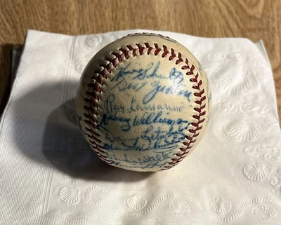 1948 Cincinnati Reds Signed Team Baseball. Not Authenticated - Image 1 of 4