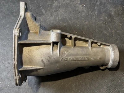 MUNCIE TRANSMISSION TAIL HOUSING STAMPED 3846429 M20, M21, M22 CHEVROLET & OTHER Foto 1 de 4