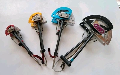 Cuatro (4) cámaras de escalada Chouinard Camelot diseño original vintage - # 1, 2, 3, 4 Foto 1 de 4